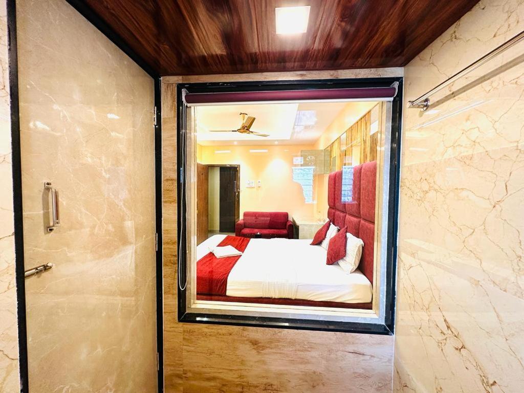 Hotel Vashi Inn Navi Mumbai Exteriör bild