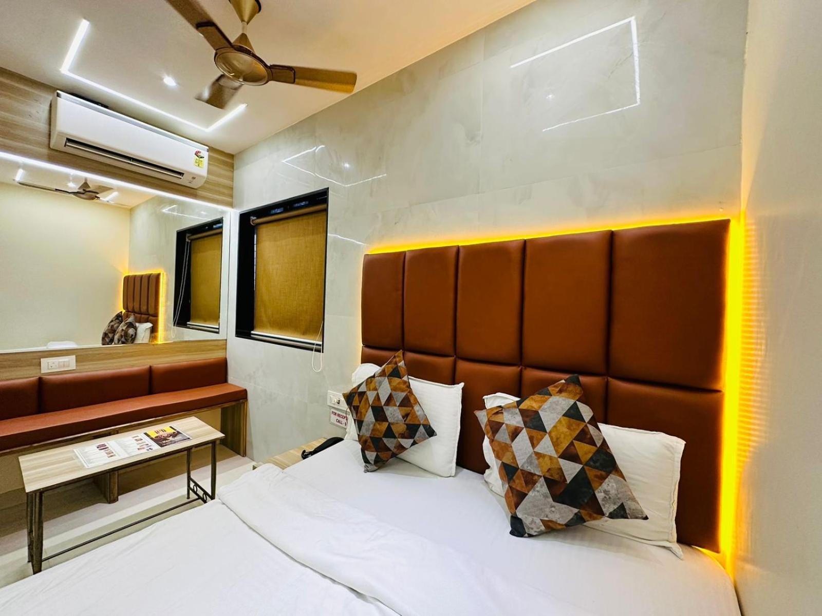 Hotel Vashi Inn Navi Mumbai Exteriör bild