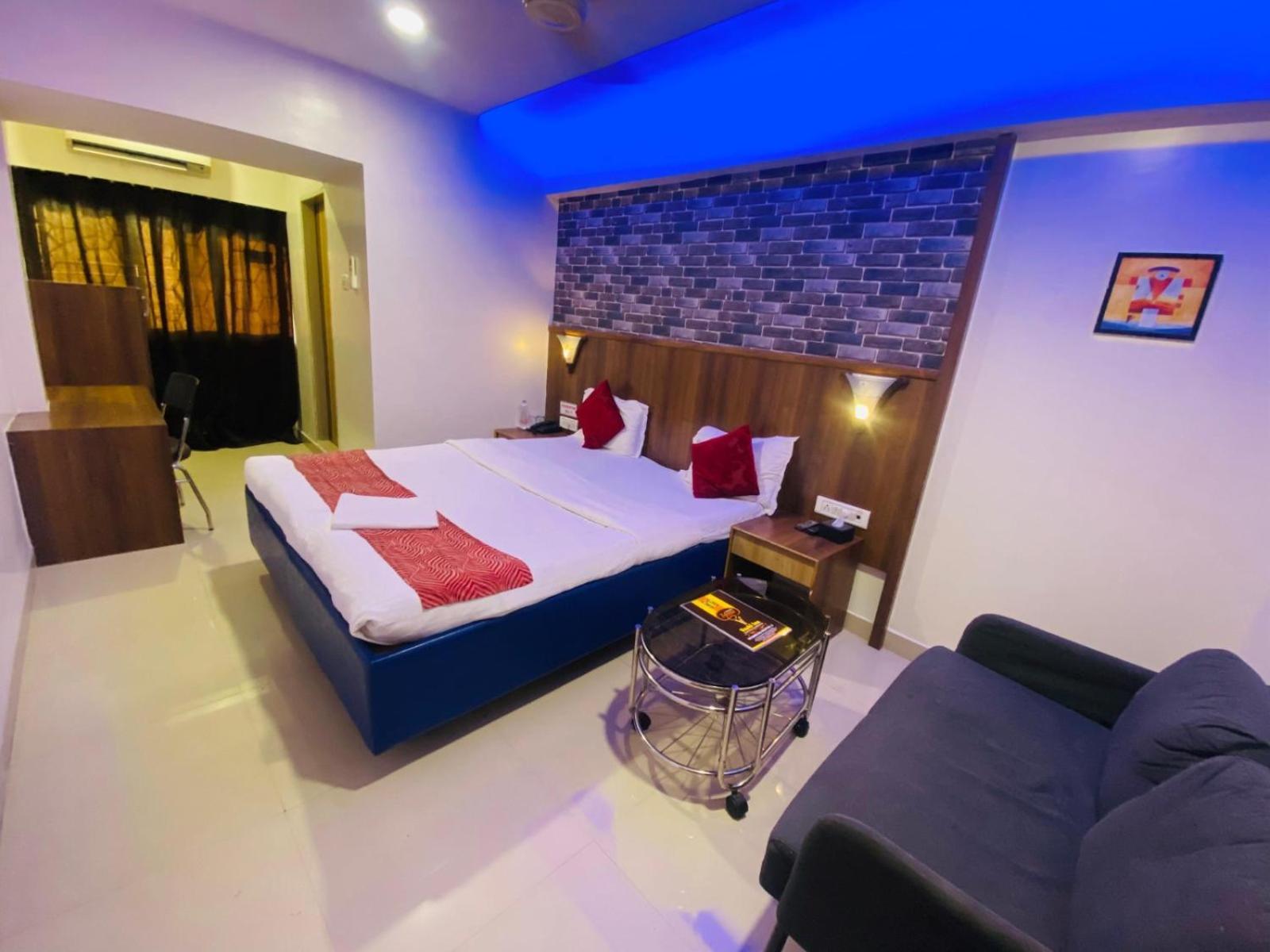 Hotel Vashi Inn Navi Mumbai Exteriör bild