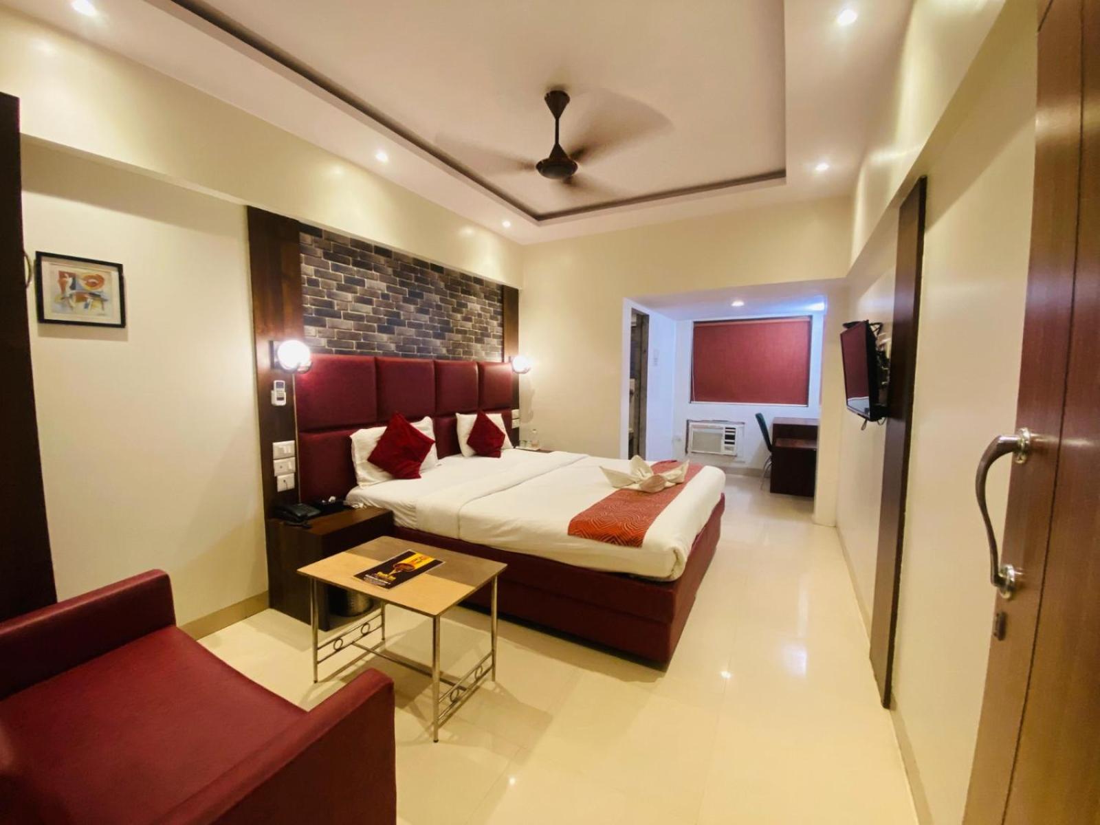 Hotel Vashi Inn Navi Mumbai Exteriör bild